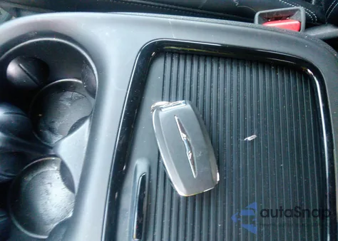 2023 Chrysler Pacifica Touring L z USA, uszkodzony, nr VIN 2C4RC1BG0PR603285